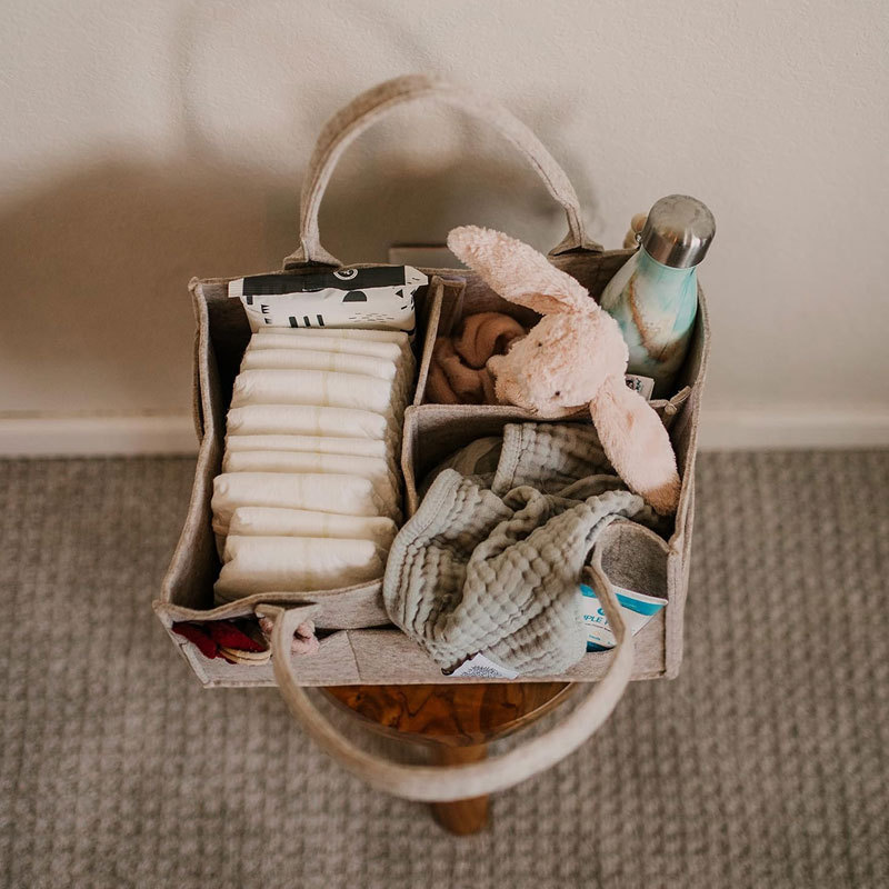 Caddy para pañales: contenedor - Baby Nursery Shelves reseña y precio